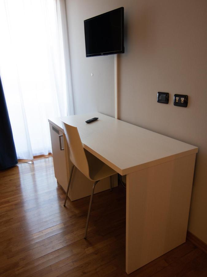 Master Hotel Reggio Emilia Exterior foto